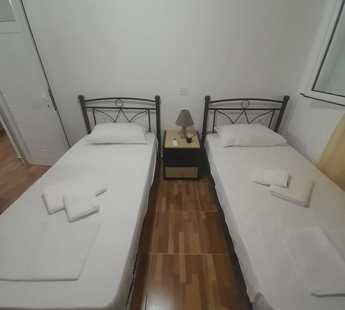 Sofia'S Rooms Himarë Appartement